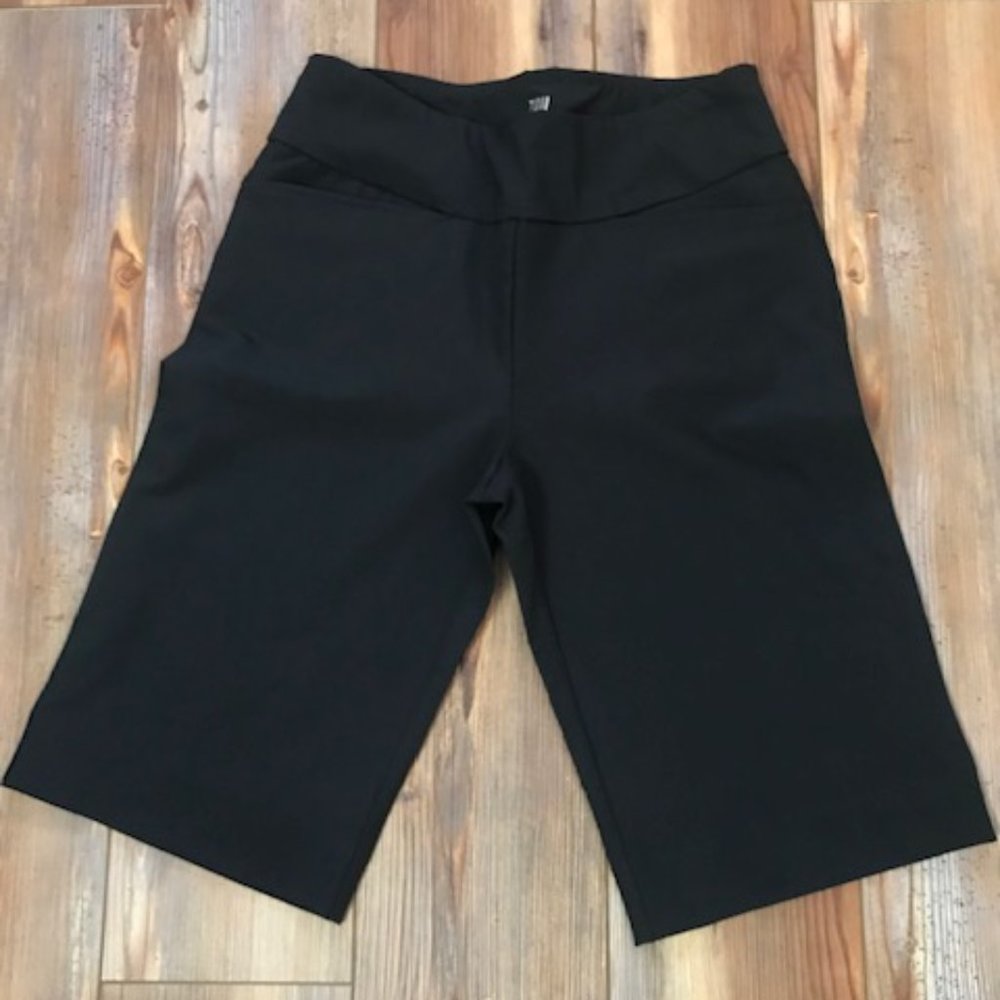 Tail Women's Golf Shorts